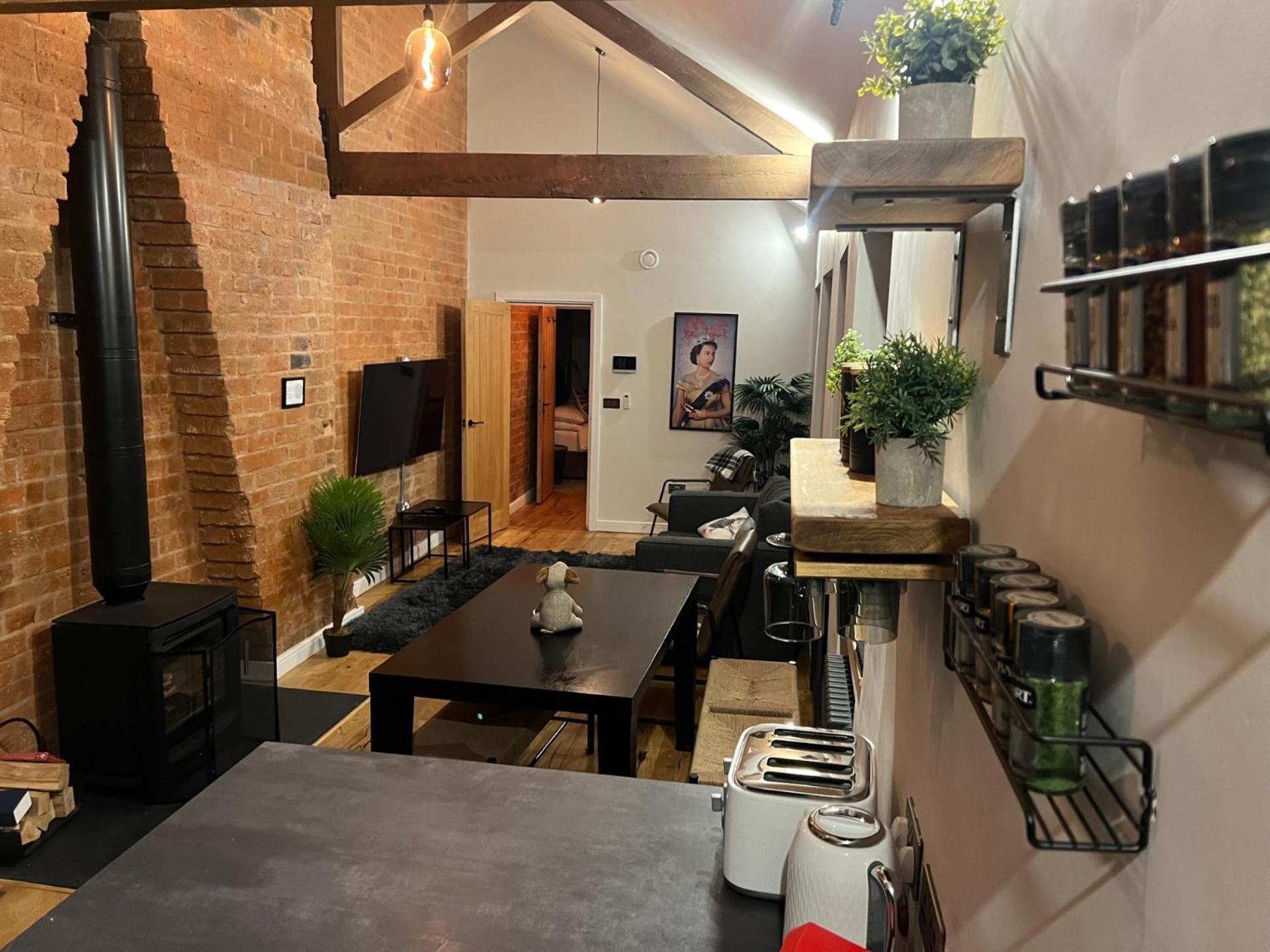 Vip 3Br Grade2 Luxurious Industrial House With Wood Fire, Electric Blinds And Big Cast Iron Windows In The Heart Of The Jq Villa Birmingham Buitenkant foto